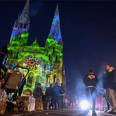 Chartres en lumières : la ville s’illumine pour la vingtième fois